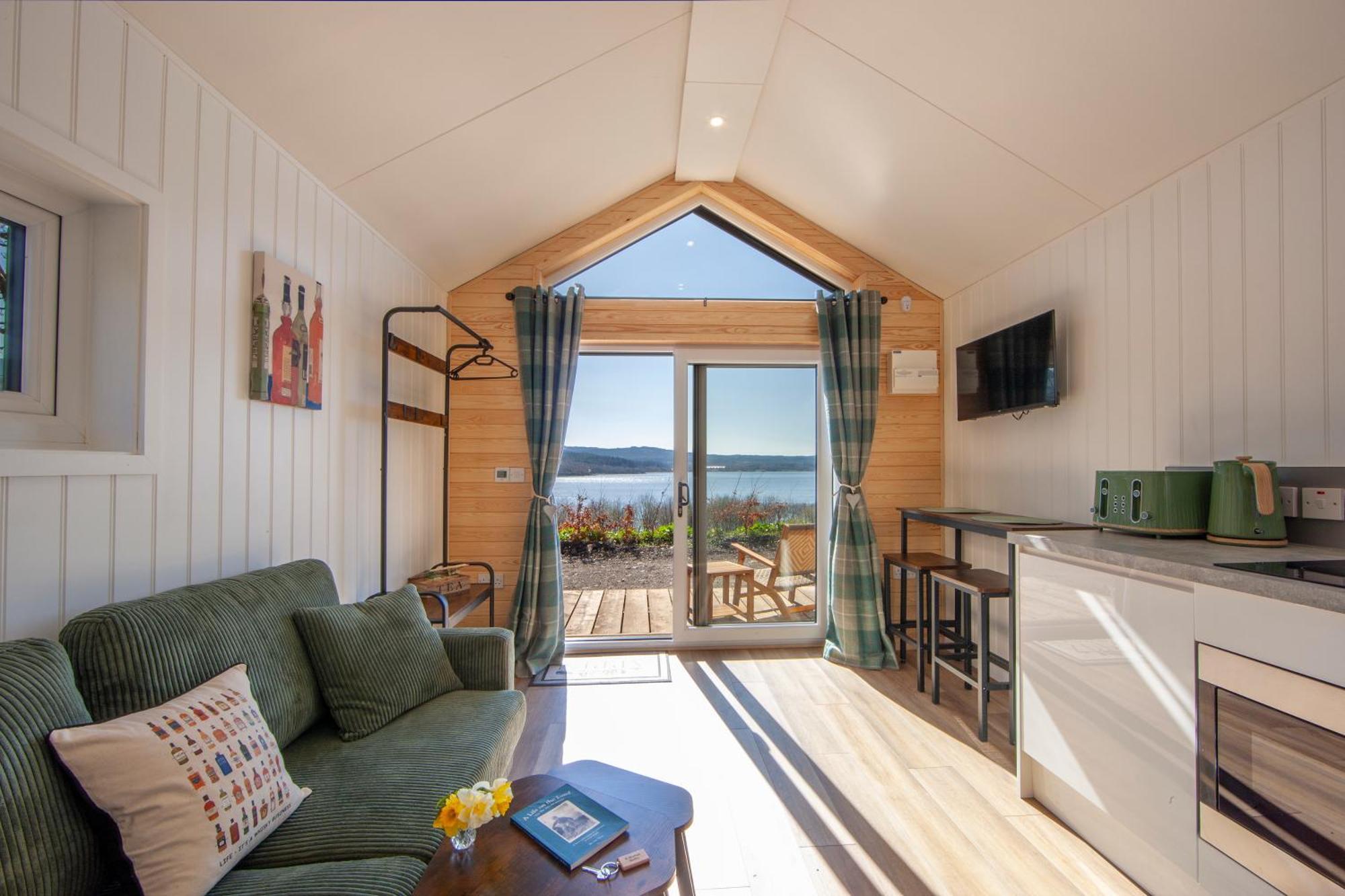 Appin Holiday Homes -Caravans, Lodges, Shepherds Hut And Train Carriage Stays Bagian luar foto