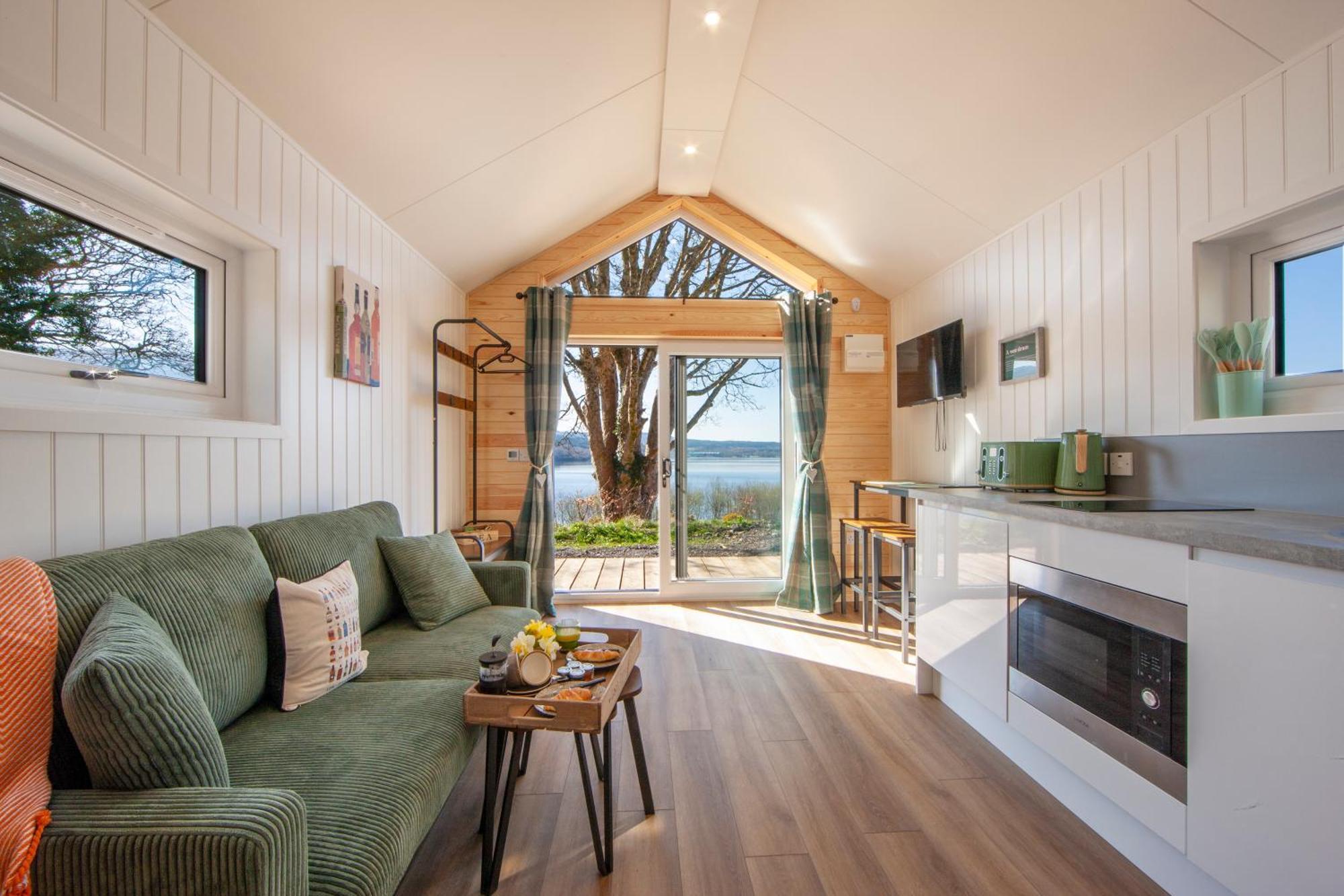 Appin Holiday Homes -Caravans, Lodges, Shepherds Hut And Train Carriage Stays Bagian luar foto